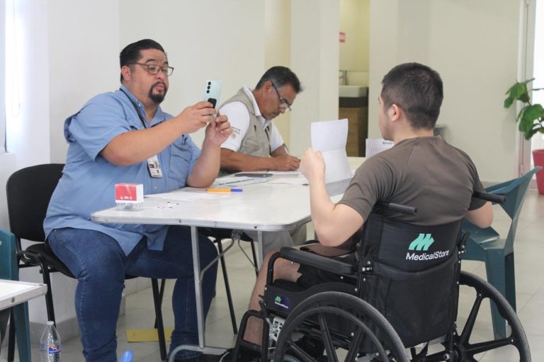 Gobierno Federal apoya a personas con discapacidad en Nuevo León